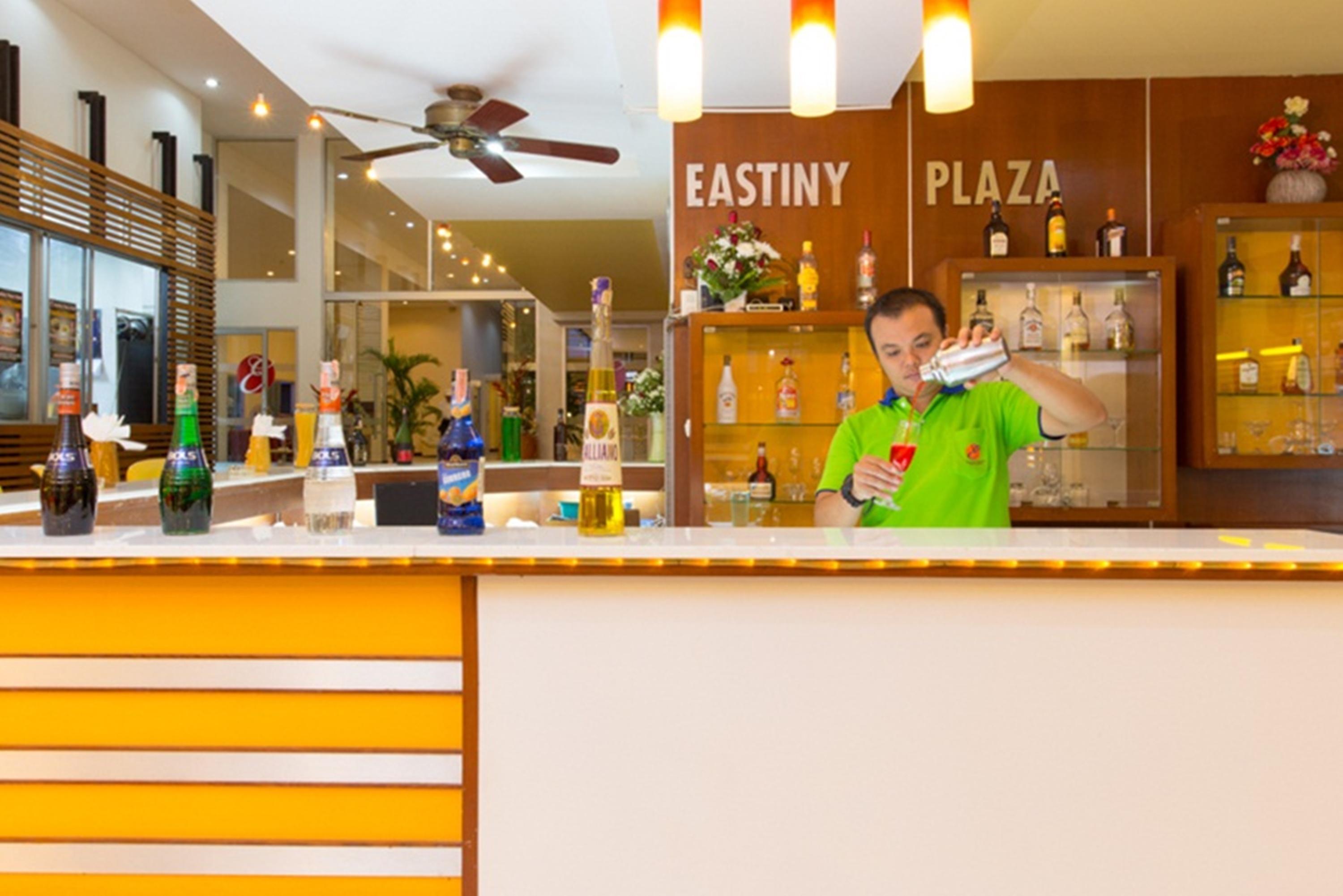 Eastiny Plaza Hotel Паттая Екстер'єр фото