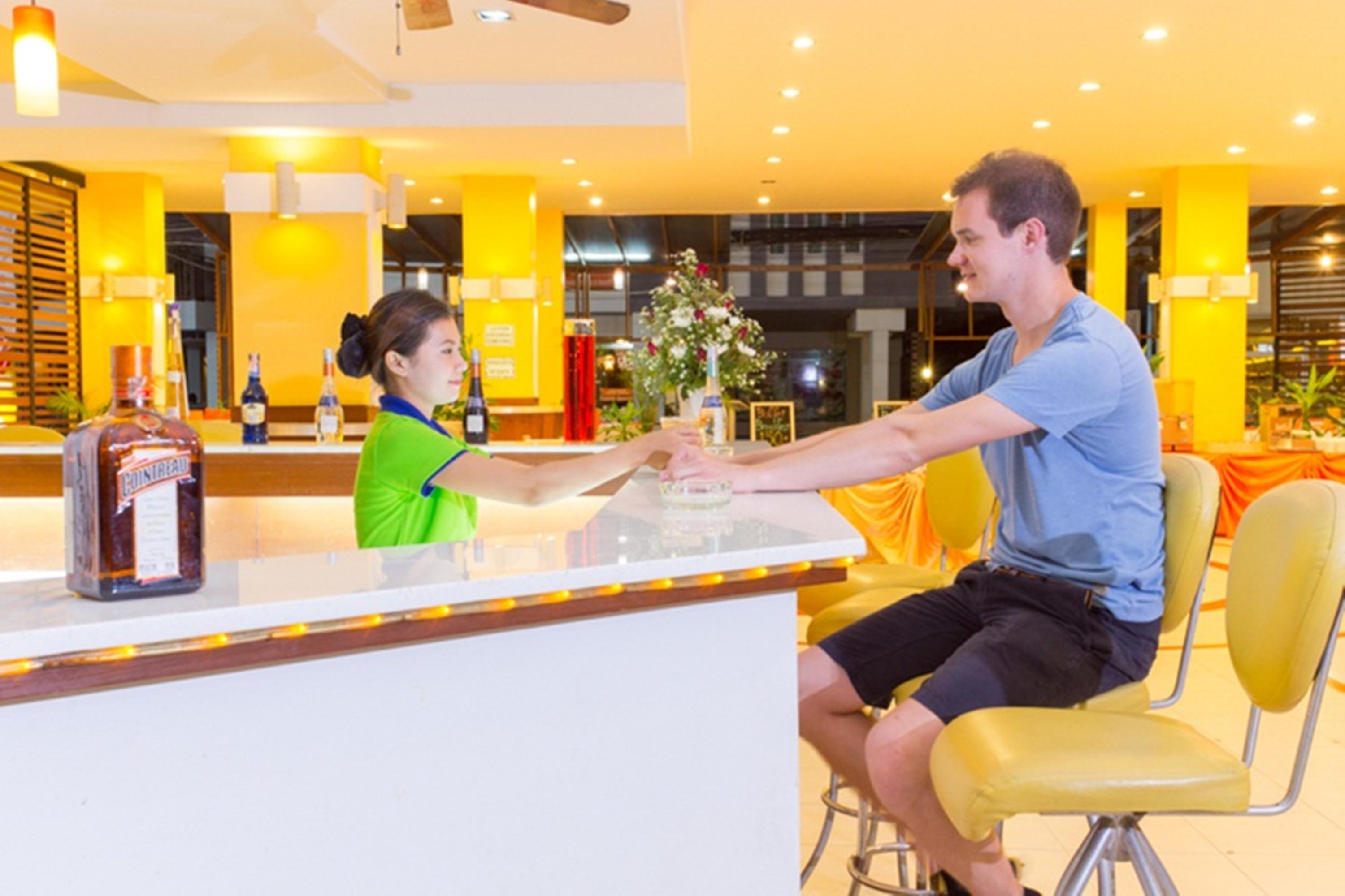 Eastiny Plaza Hotel Паттая Екстер'єр фото