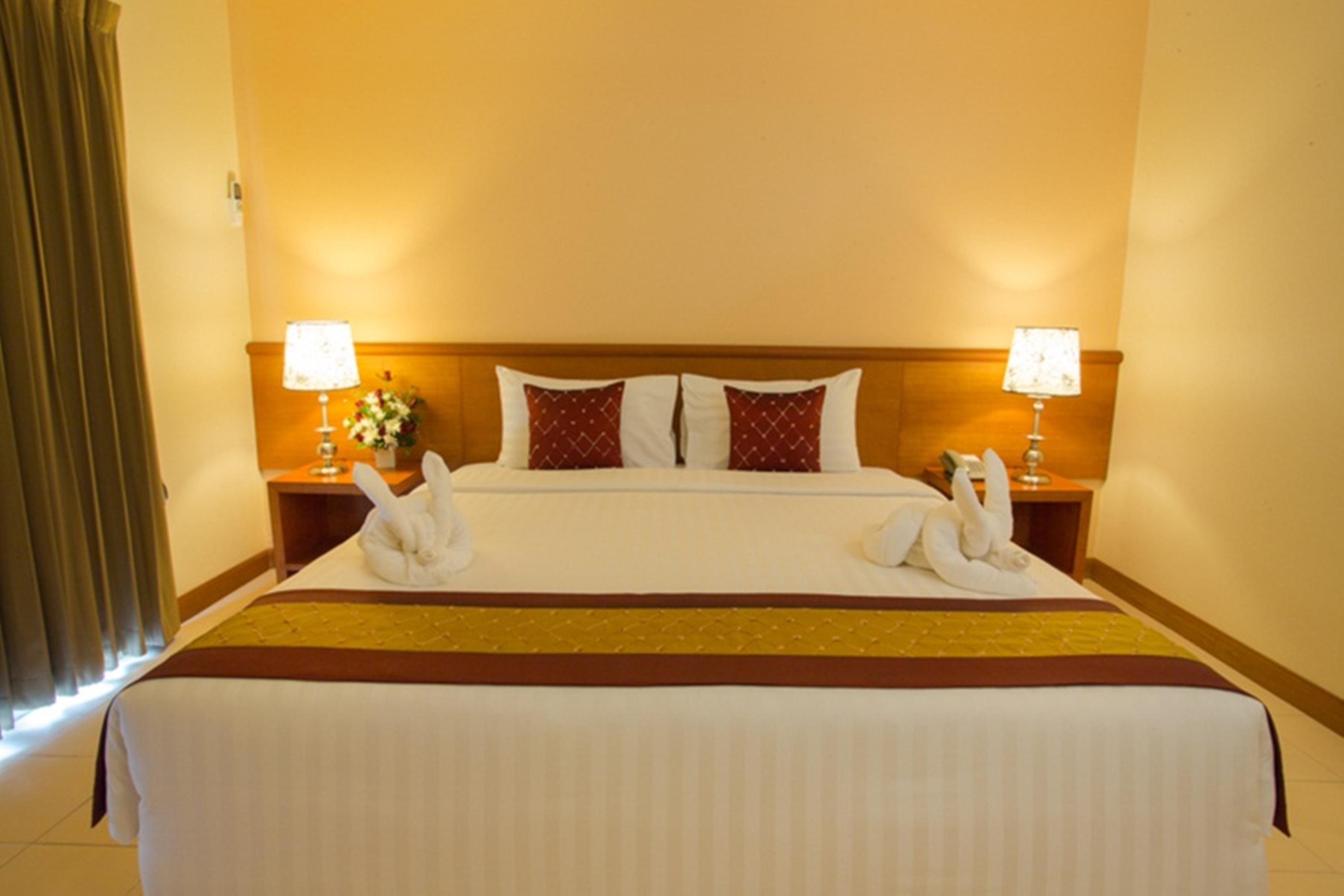 Eastiny Plaza Hotel Паттая Екстер'єр фото