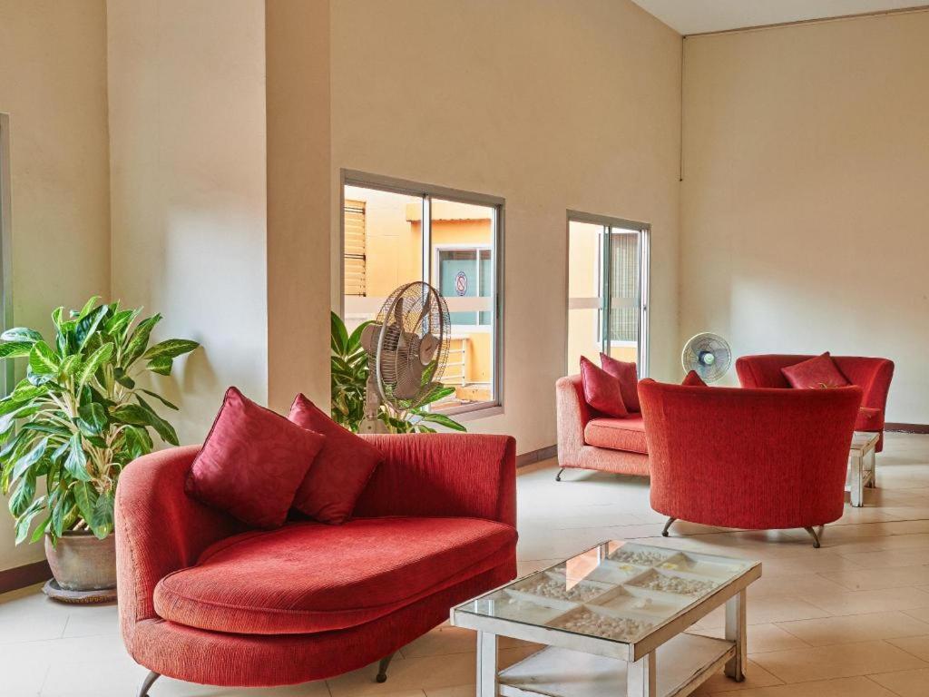 Eastiny Plaza Hotel Паттая Екстер'єр фото