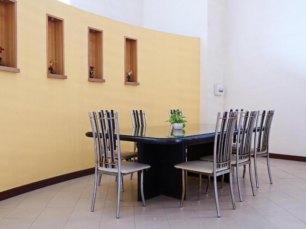 Eastiny Plaza Hotel Паттая Екстер'єр фото