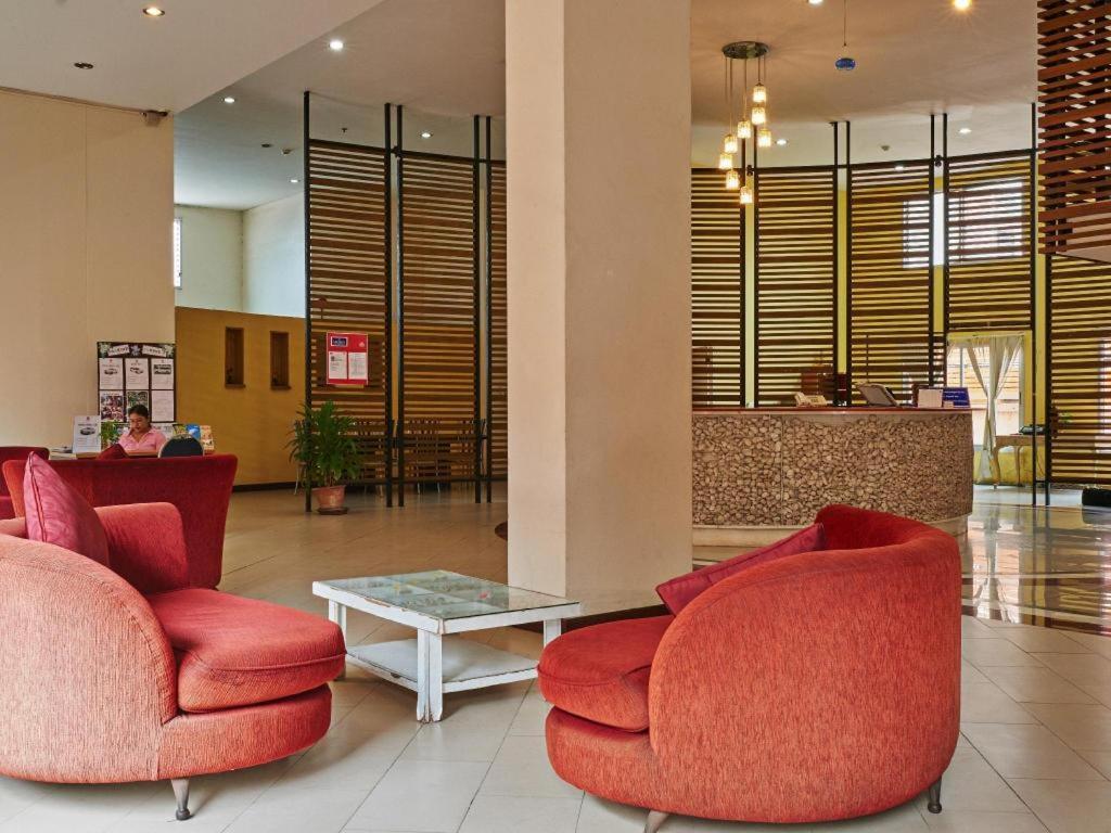 Eastiny Plaza Hotel Паттая Екстер'єр фото