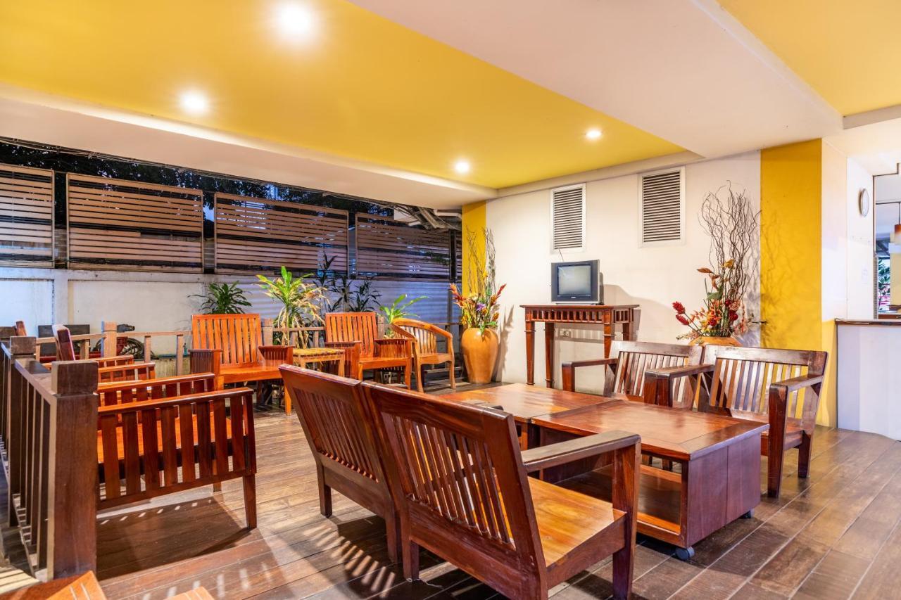 Eastiny Plaza Hotel Паттая Екстер'єр фото