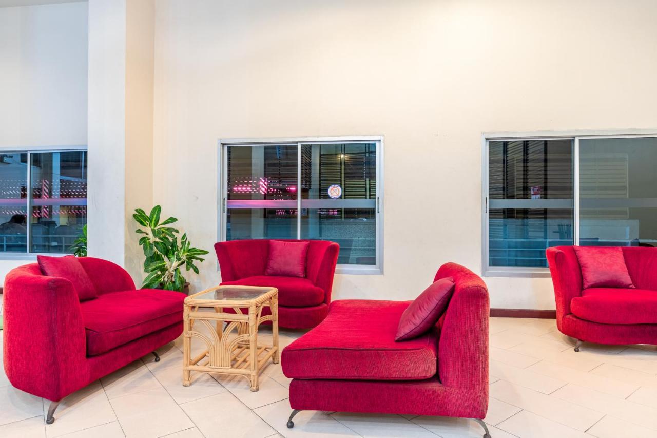 Eastiny Plaza Hotel Паттая Екстер'єр фото